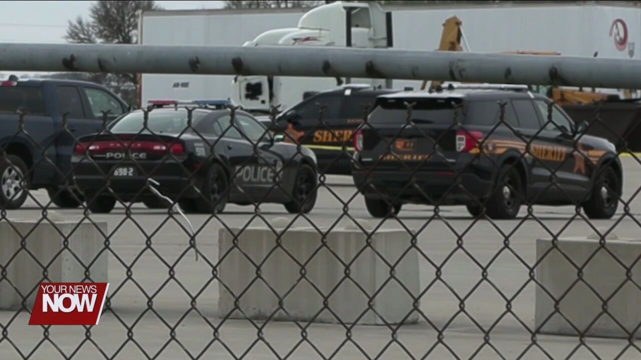 Law enforcement investigating Leipsic business shooting, suspect in custody